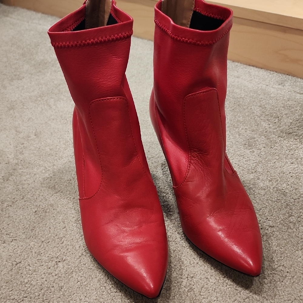 Lewit Red Ankle Boots Sleek Leather Design Almost New 3 Inch Heel